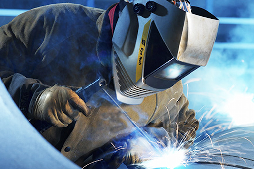 Portões e estruturas metálicas