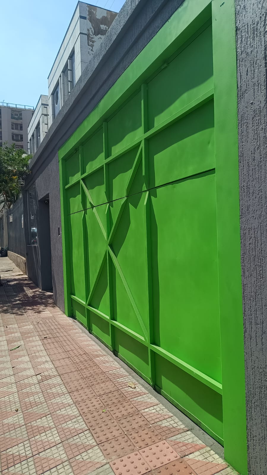 Portões e estruturas metálicas